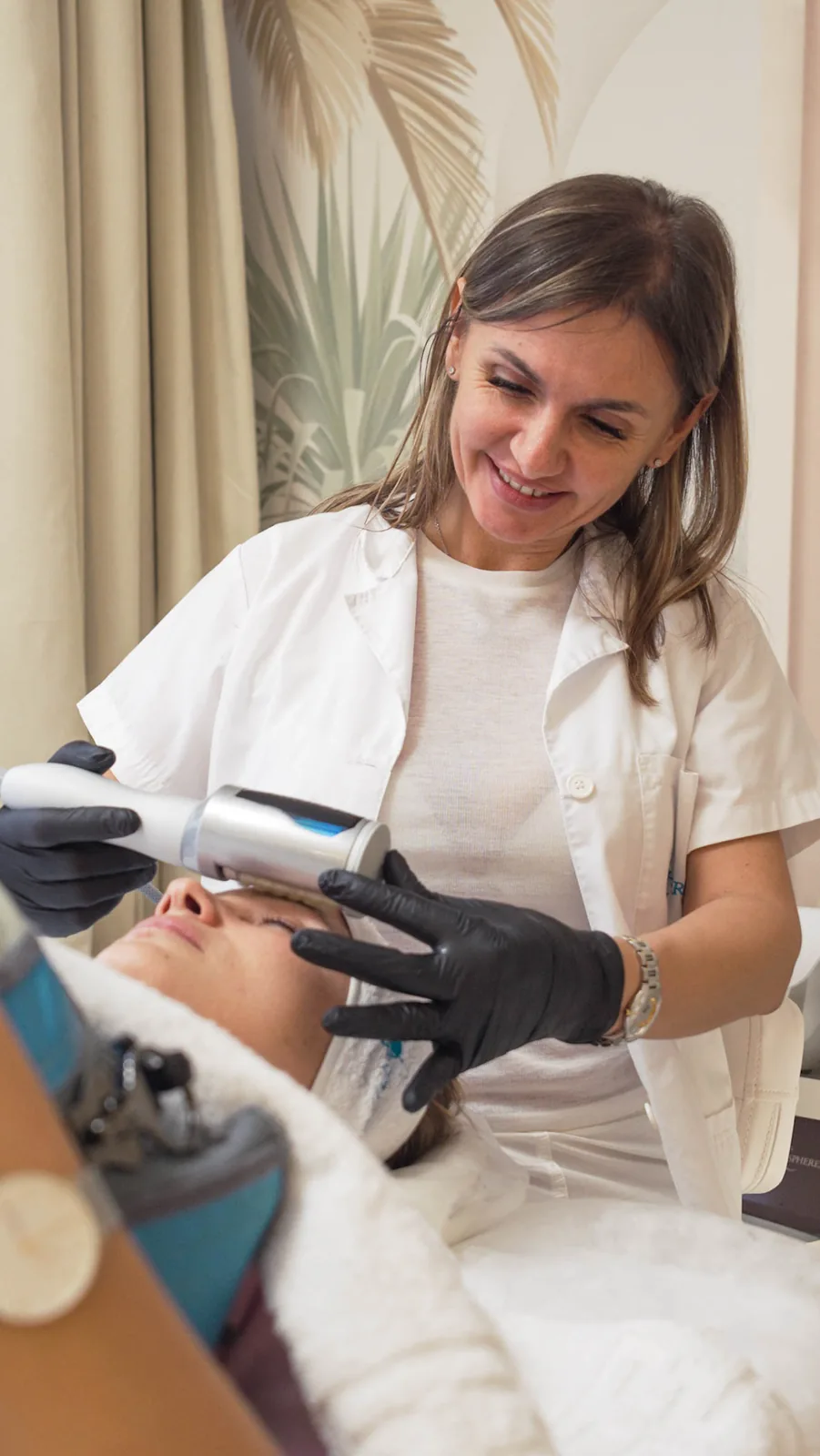 Tratament facial Endospheres Evolution la Cellulite Expert
