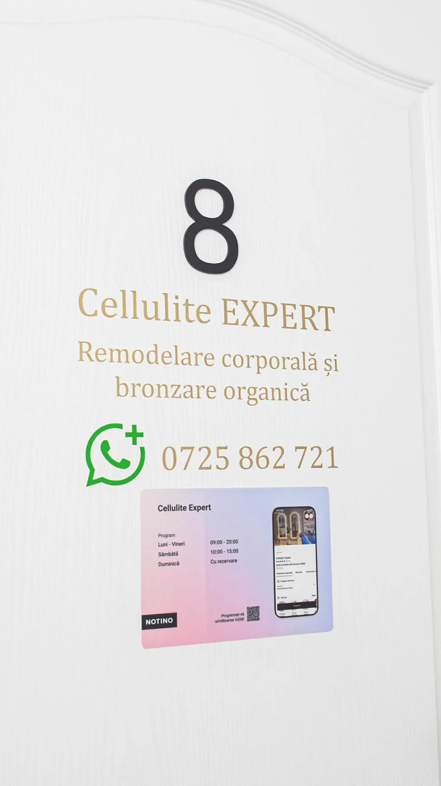 Plăcuța Cellulite Expert de la ușa studioului